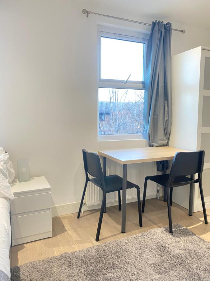 Cozy En-Suite Near Stratford لندن المظهر الخارجي الصورة