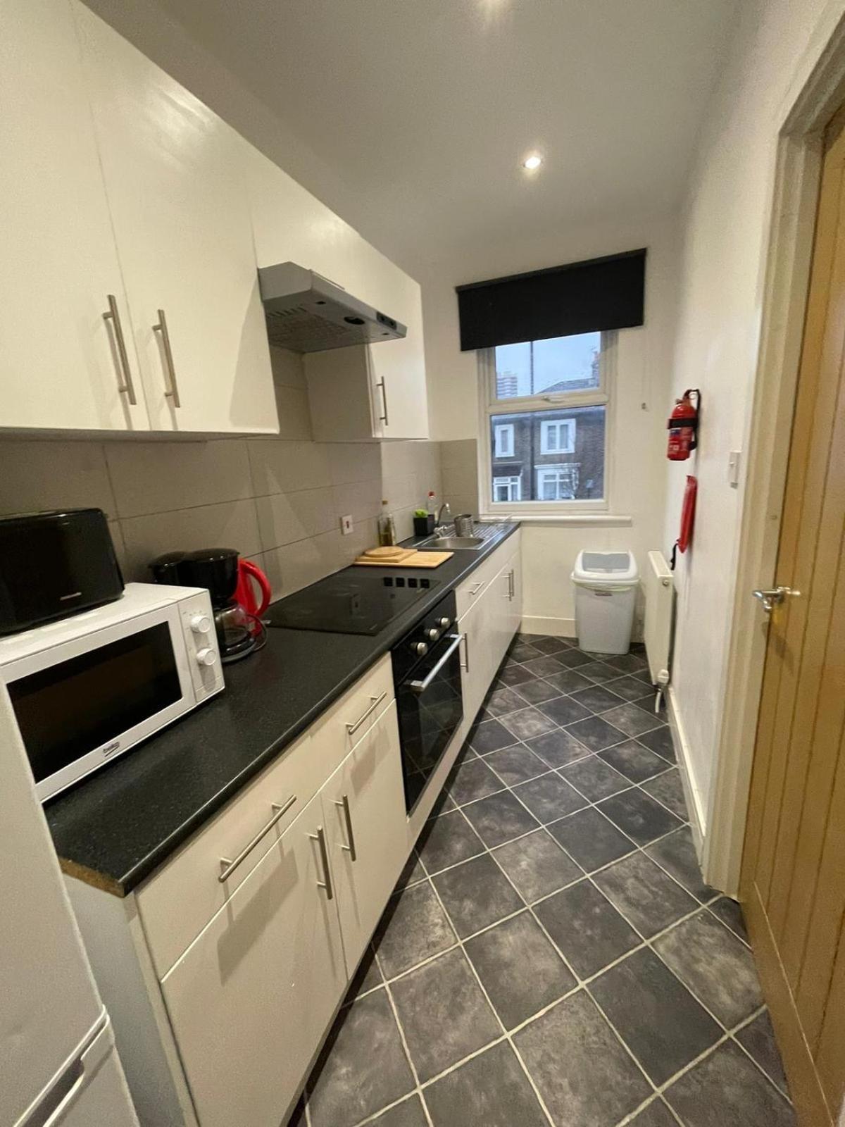 Cozy En-Suite Near Stratford لندن المظهر الخارجي الصورة